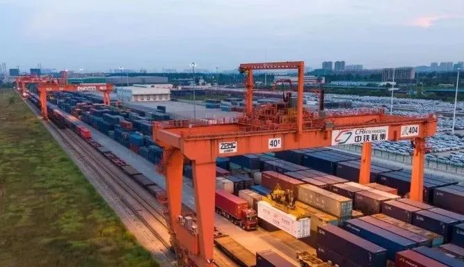 qyǧÒÚ-ǧÒÚ(¹ú¼Ê)Ψһ¹Ù·½ÍøÕ¾